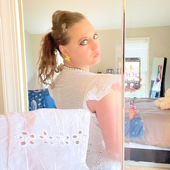 Japna white eyelet short- sleeve wrap top large - Picture 9 of 14